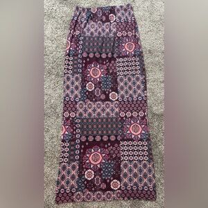 Boohoo Women’s Purple Patterned Long Skirt Size 8